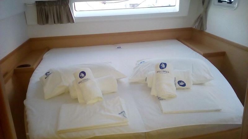 Lagoon 42 | Chamotte