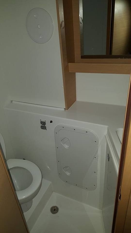 Lagoon 42 | Chamotte