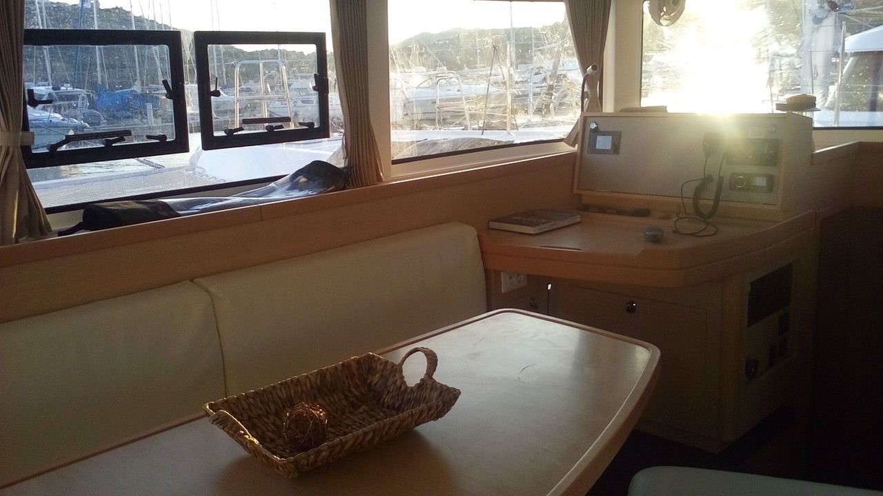 Lagoon 42 | Chamotte