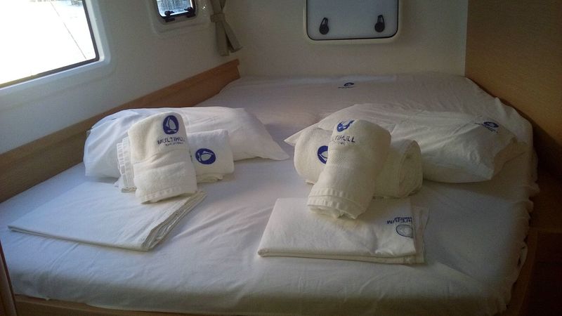 Lagoon 42 | Chamotte