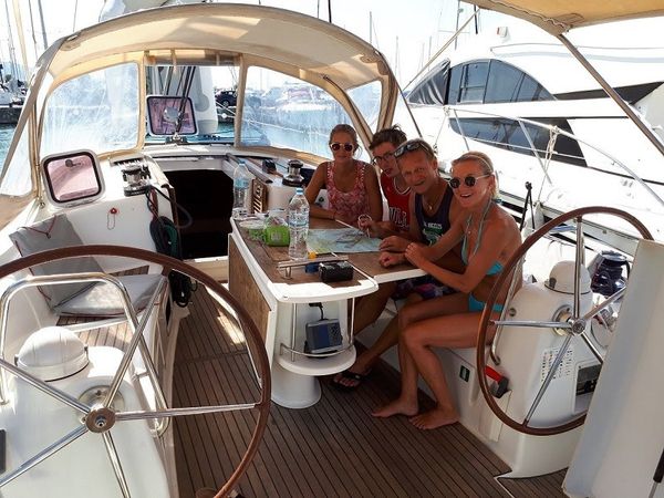 Beneteau Oceanis 40 | Tosca