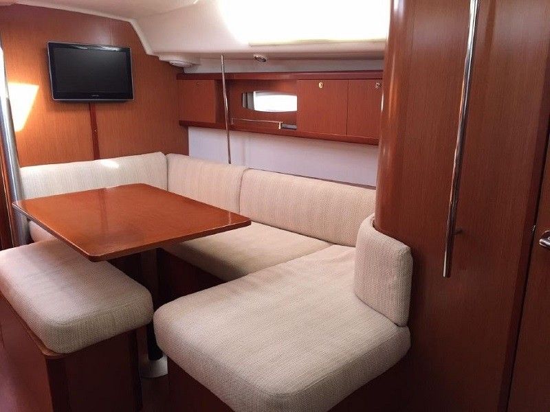 Beneteau Oceanis 40 | Tosca