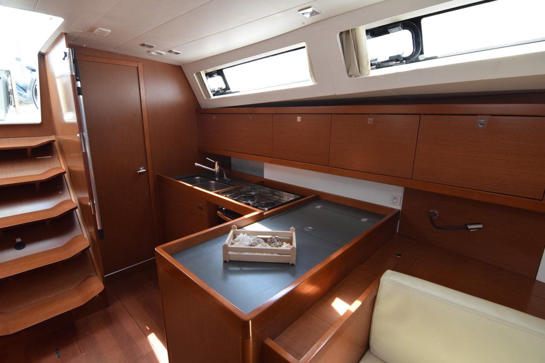 Beneteau Oceanis 41 | Bolero