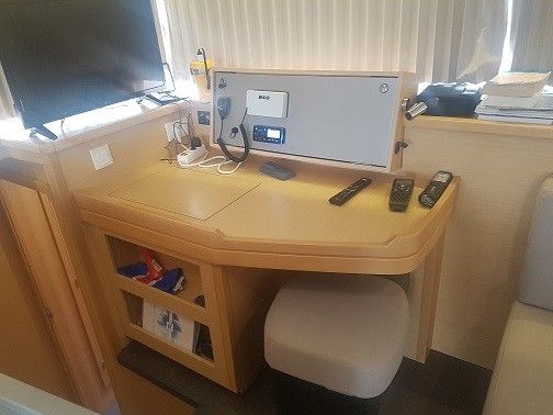 Lagoon 450 F | Hydra 11