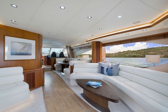 Sunseeker 82 | Alani