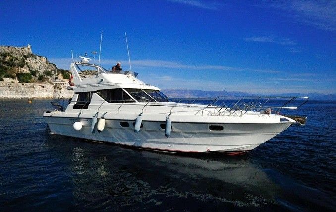 Location bateau à moteur - Grèce