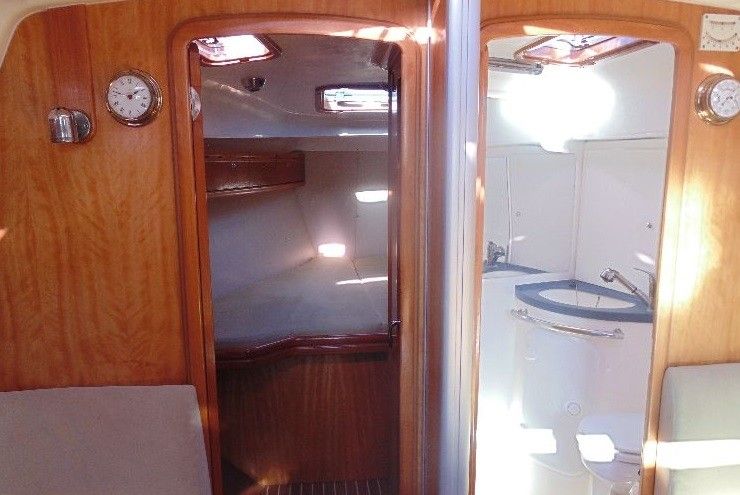 Bavaria Cruiser 37 | Big Blue Horizon