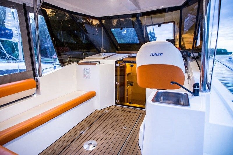 Cobra Yachts 900 | Barwena
