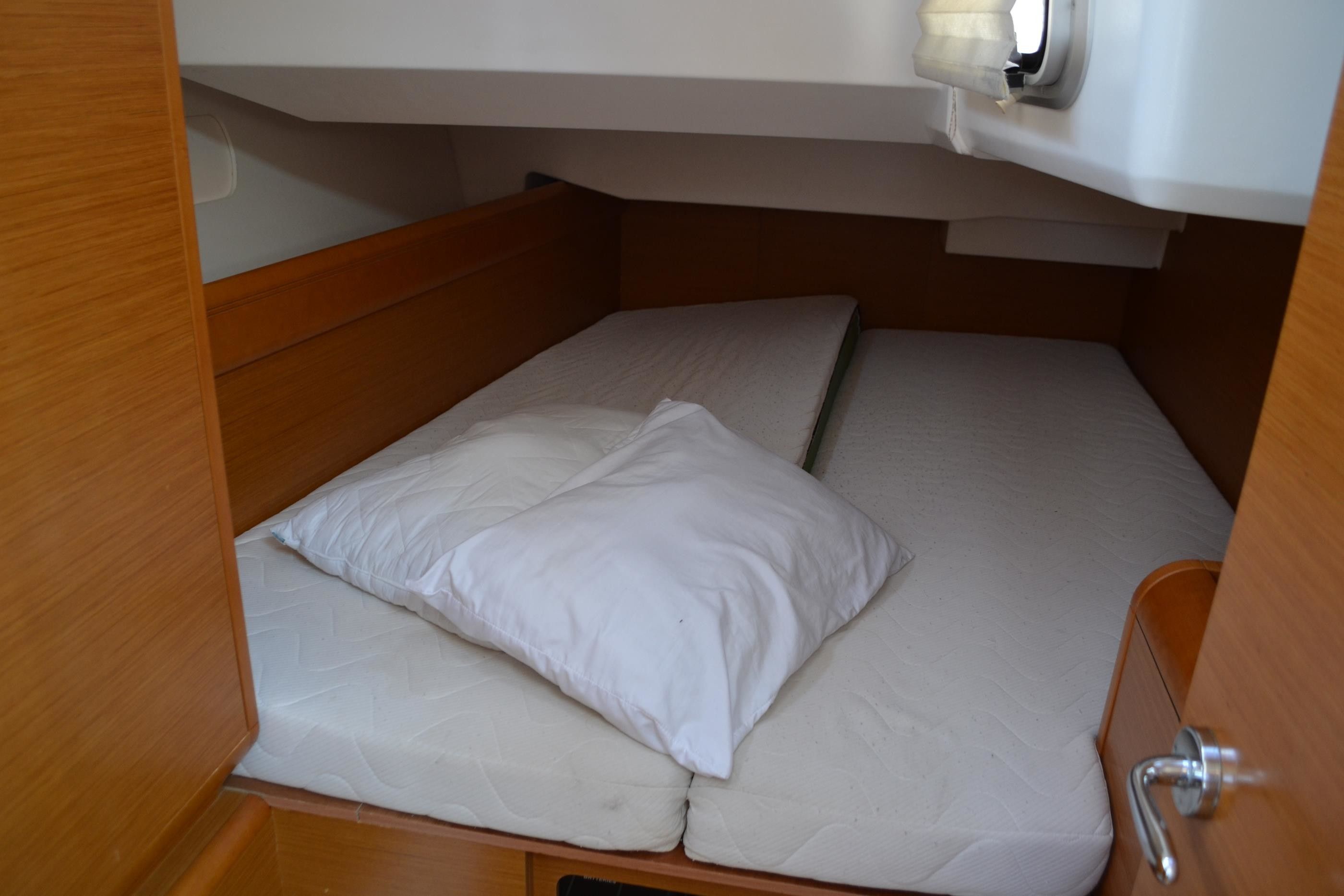 Jeanneau Sun Odyssey 439 | Thales