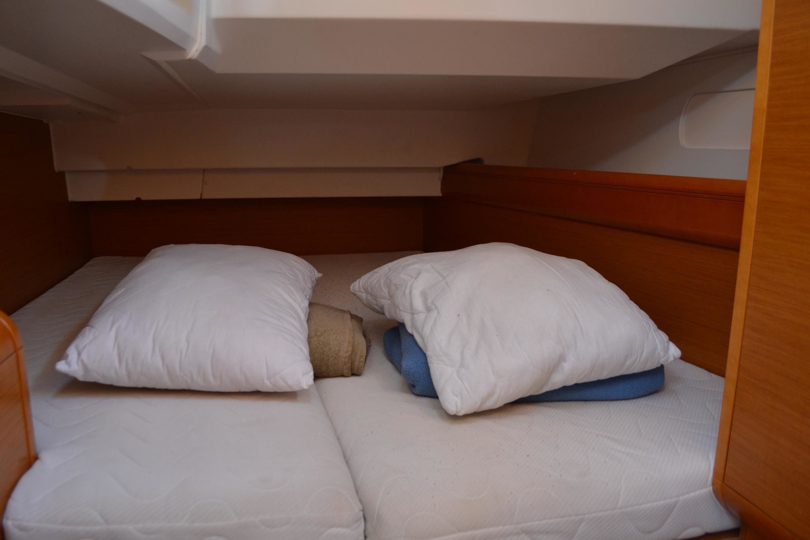 Jeanneau Sun Odyssey 439 | Thales
