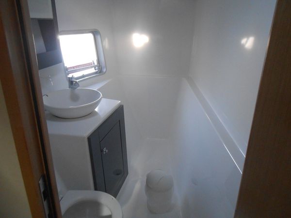 Fountaine Pajot Mahe 36 | Patchanka