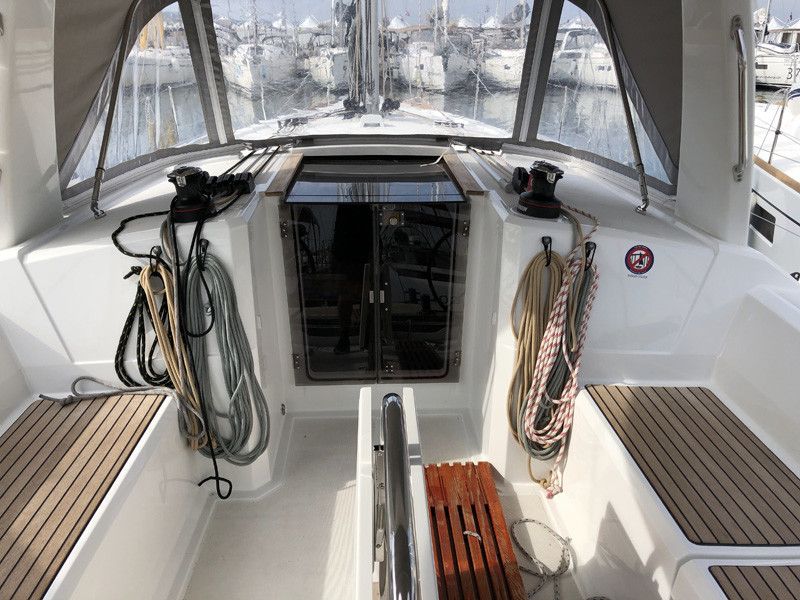 Beneteau Oceanis 38.1 | Nirvana