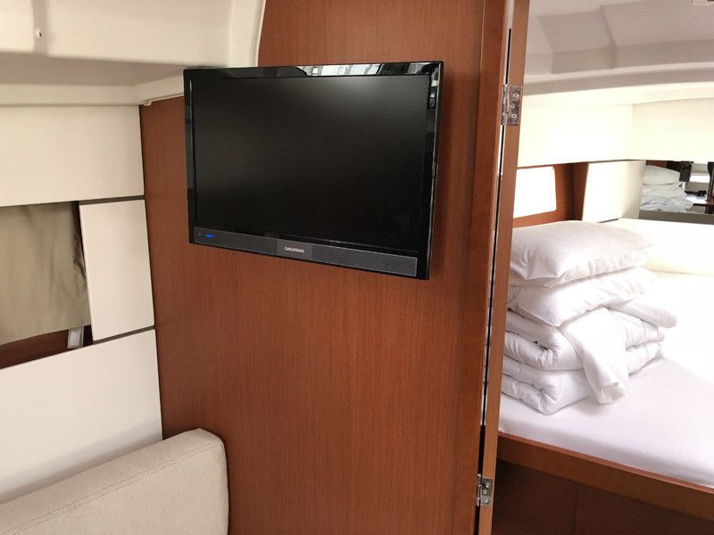 Beneteau Oceanis 38.1 | Prodigy