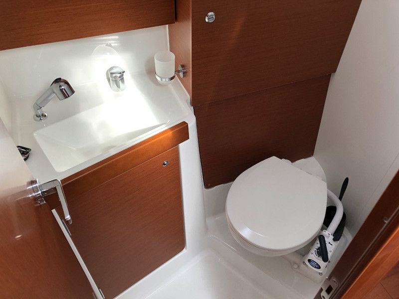 Beneteau Oceanis 38.1 | Prodigy