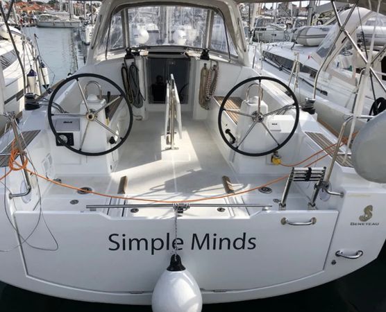 Beneteau Oceanis 38.1 | Simple Minds