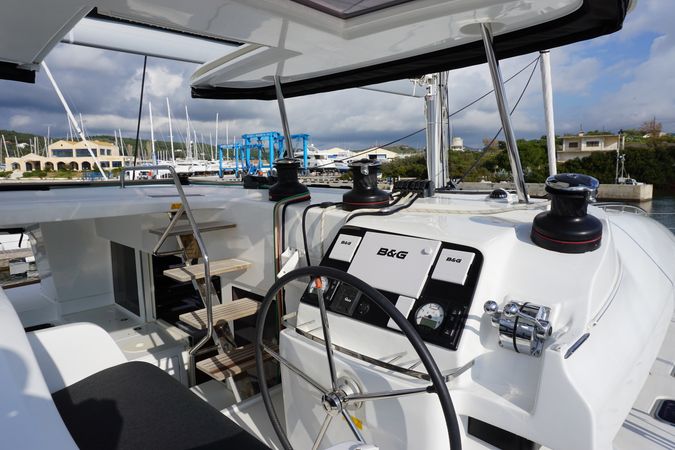 Lagoon 450 S | Salty Love