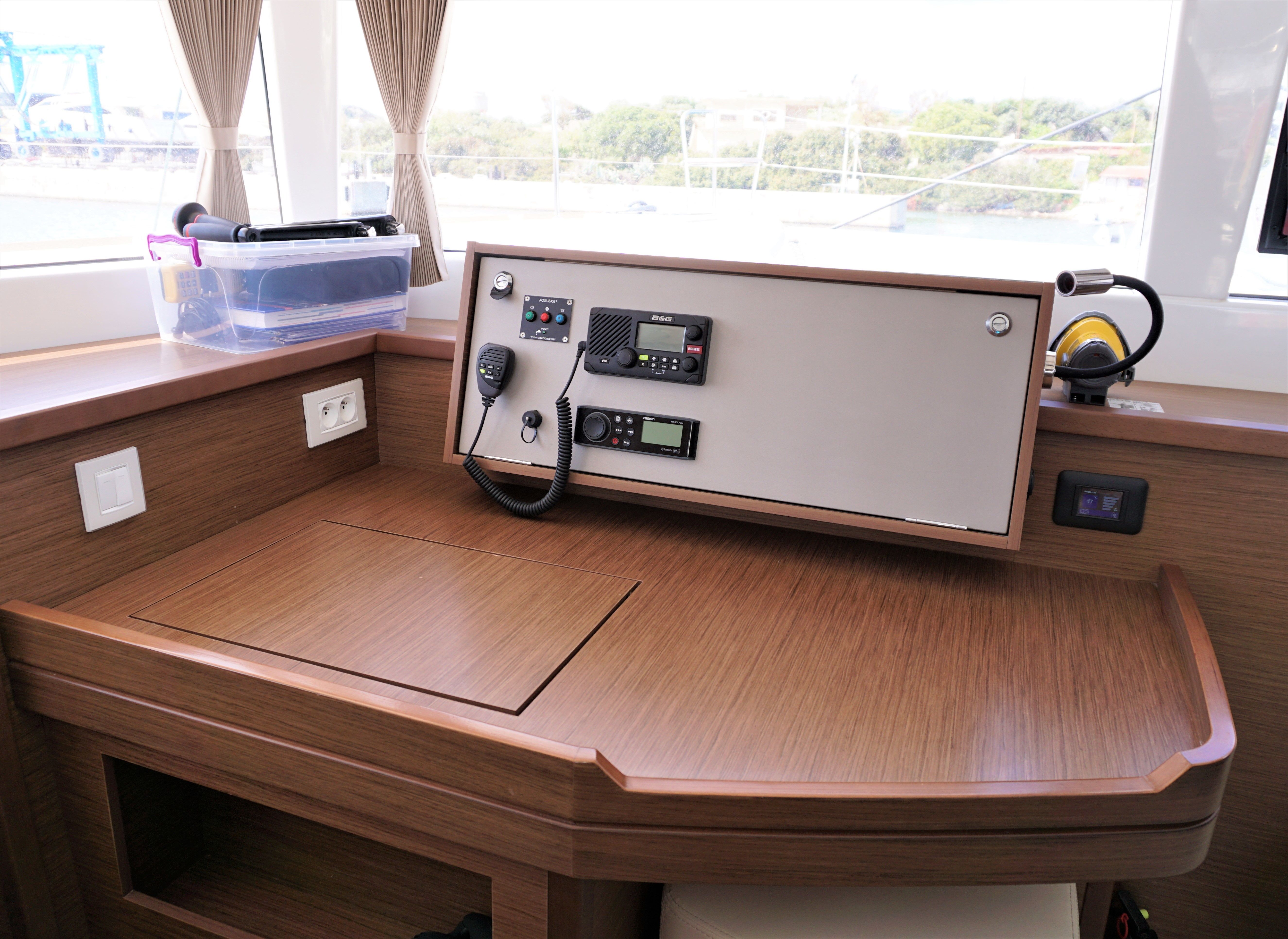 Lagoon 450 S | Salty Love