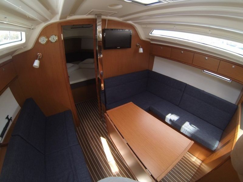 Bavaria Cruiser 37 | Andrelli