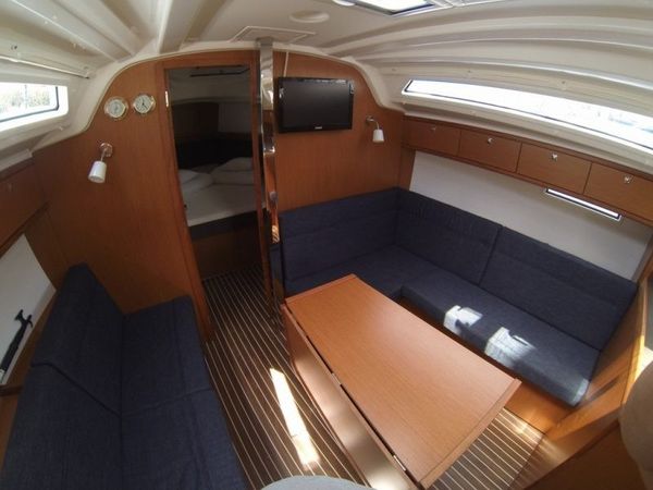 Bavaria Cruiser 37 | Andrelli