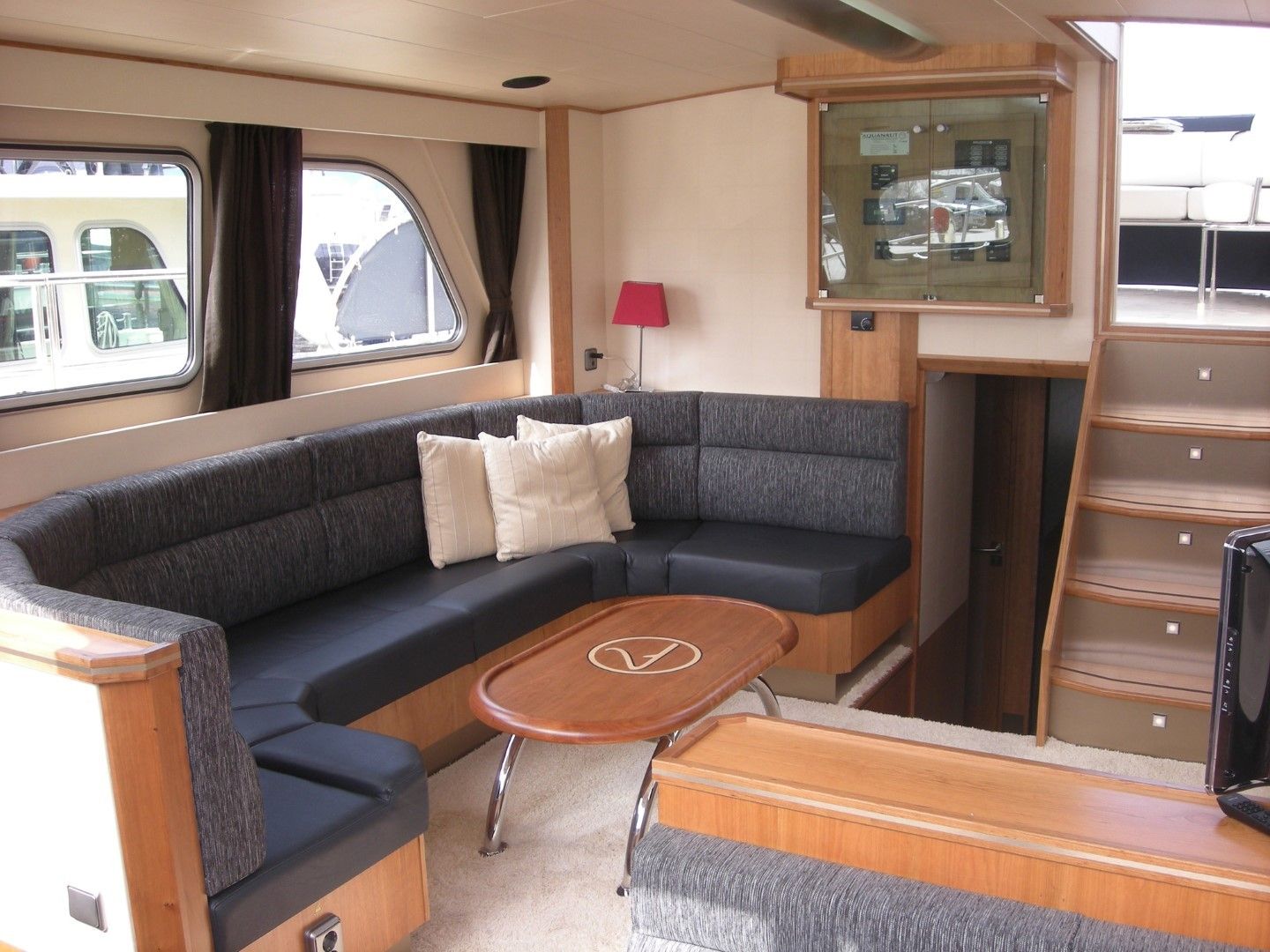 Privilege 1350 | Triton