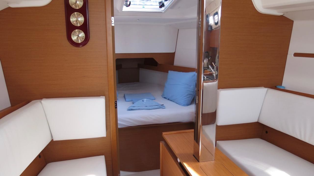 Jeanneau Sun Odyssey 349 | Sarita