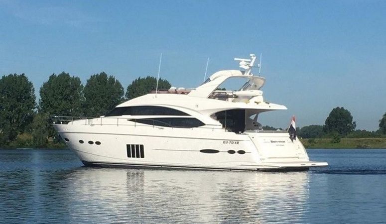 Princess 72 F | Champion