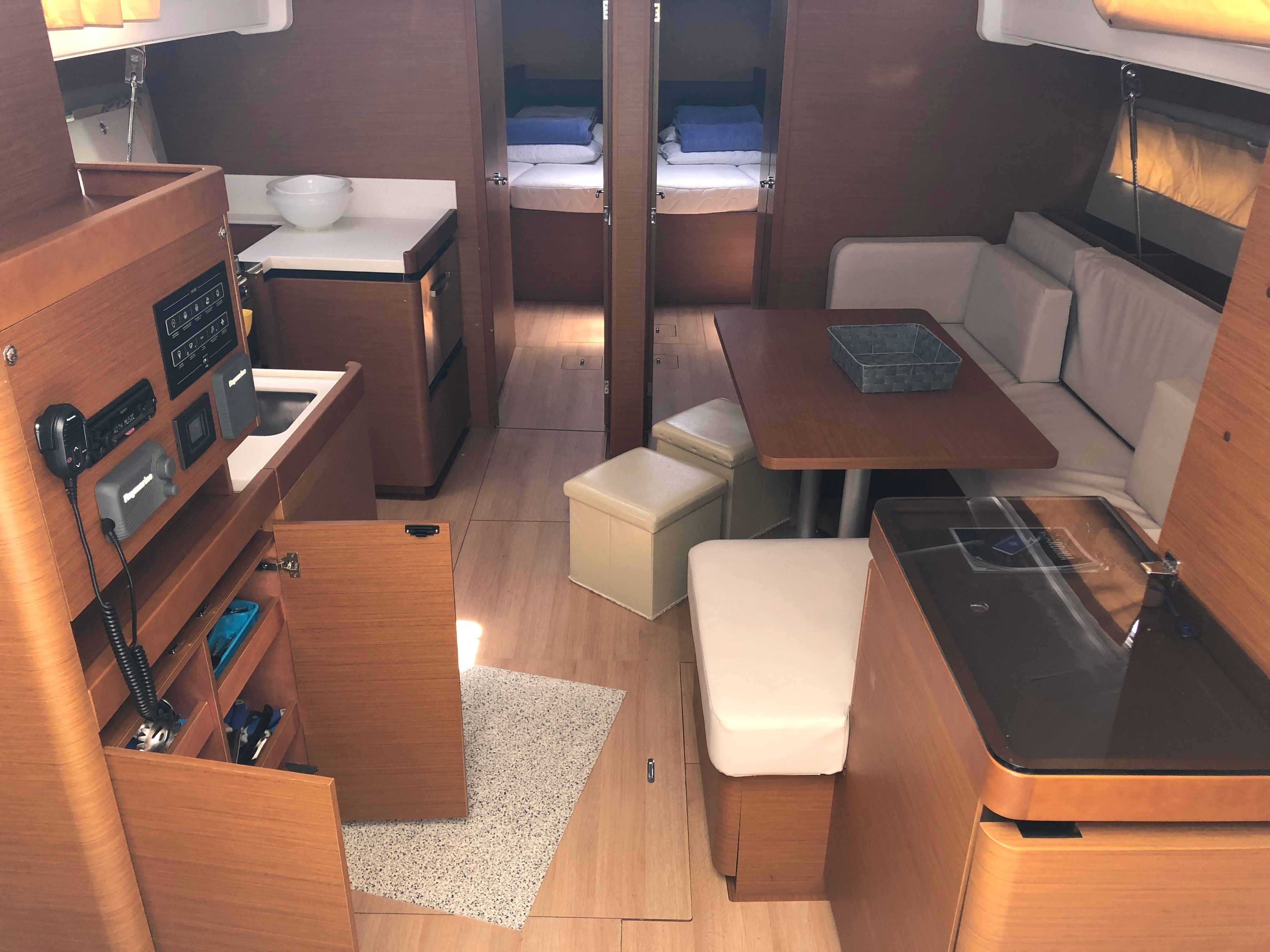 Jeanneau Sun Odyssey 490 | Aurora