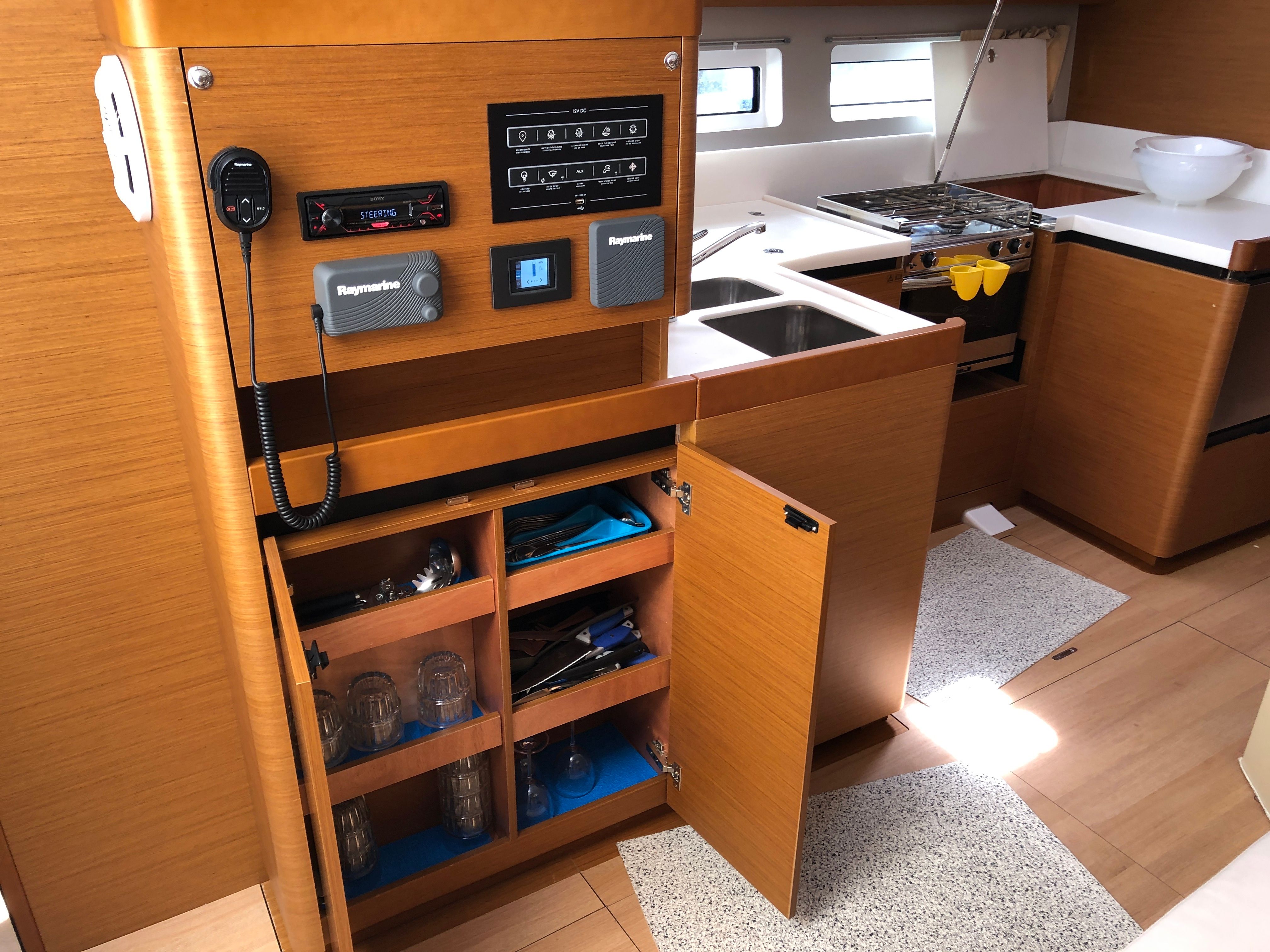 Jeanneau Sun Odyssey 490 | Aurora