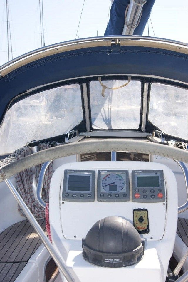 Bavaria Cruiser 36 | Ala Rouge