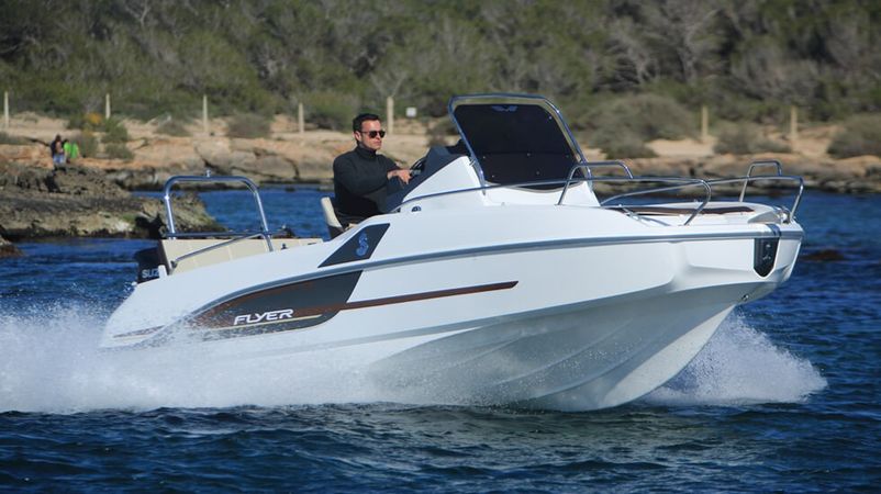 Beneteau Flyer 5.5 | Sun Deck