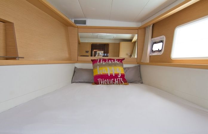 Lagoon 450 F | Shantaram