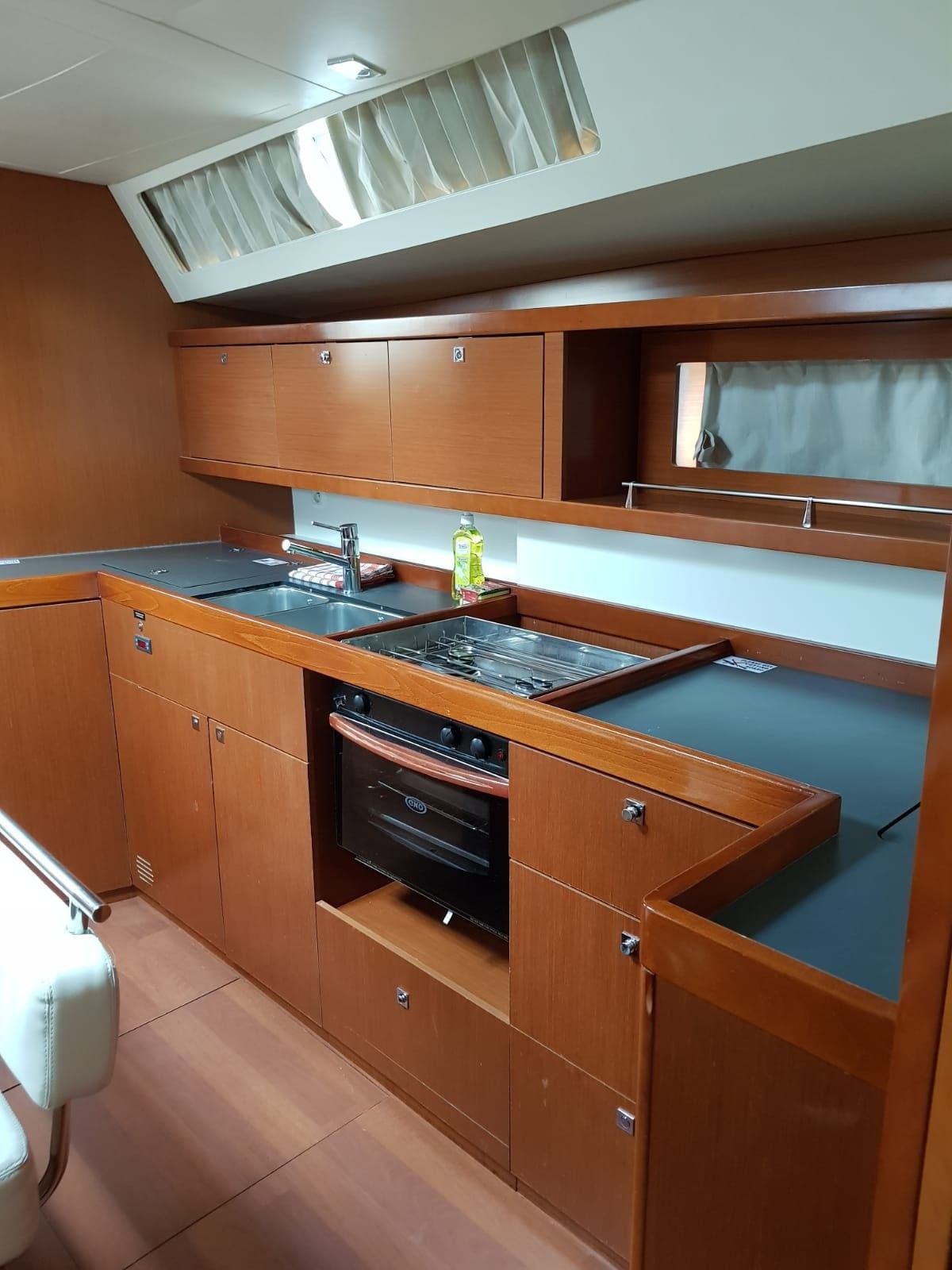 Beneteau Oceanis 45 | Frida