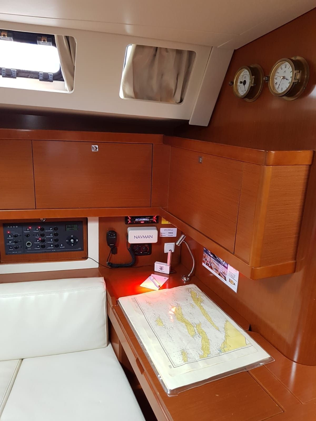 Beneteau Oceanis 45 | Frida