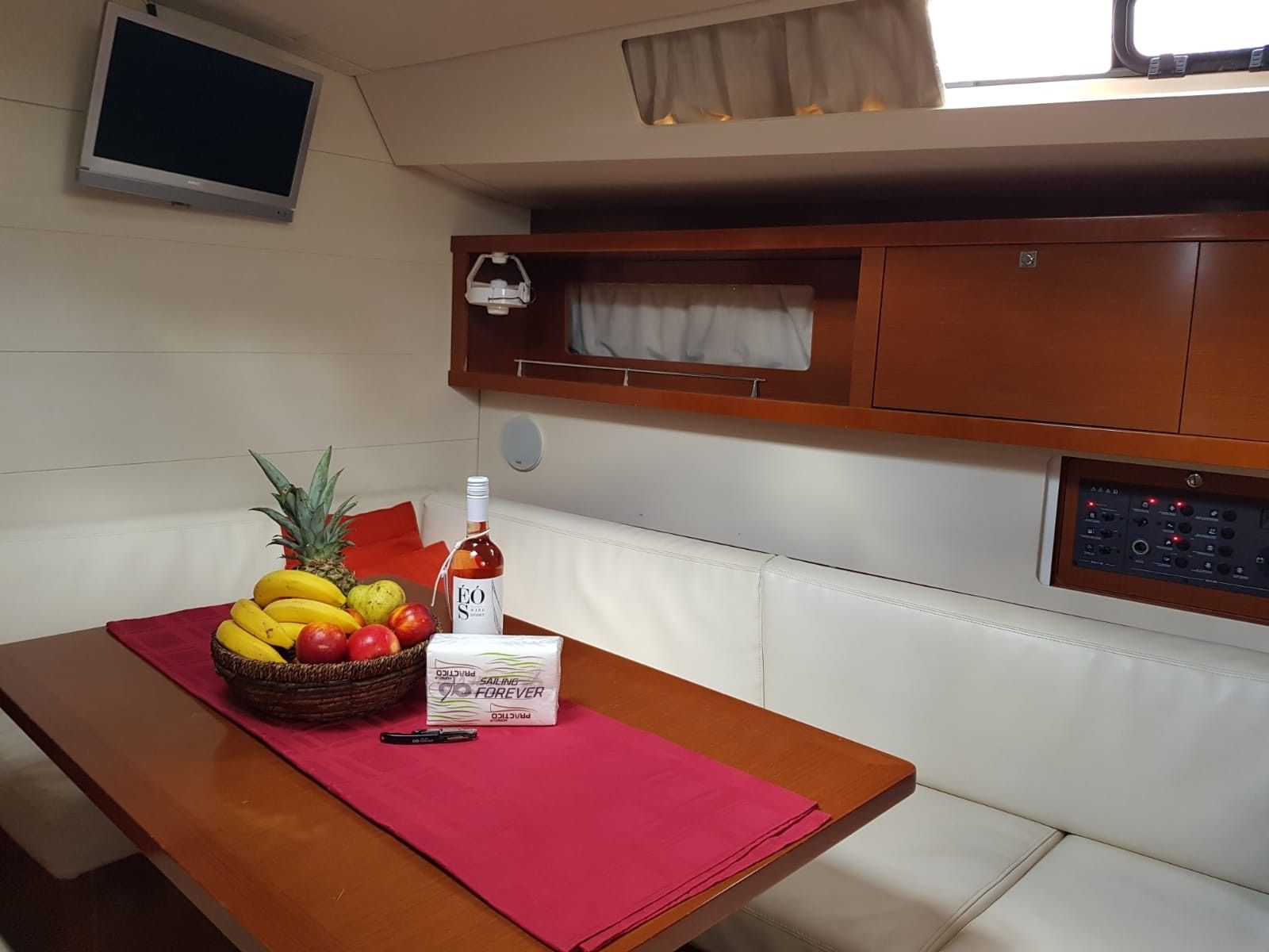 Beneteau Oceanis 45 | Frida