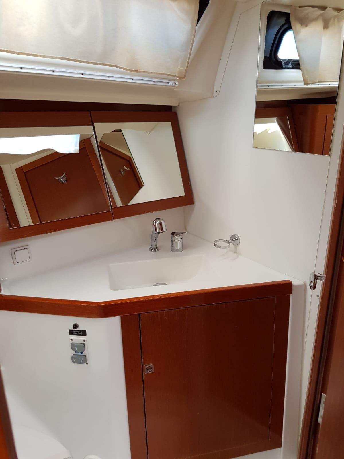 Beneteau Oceanis 45 | Frida