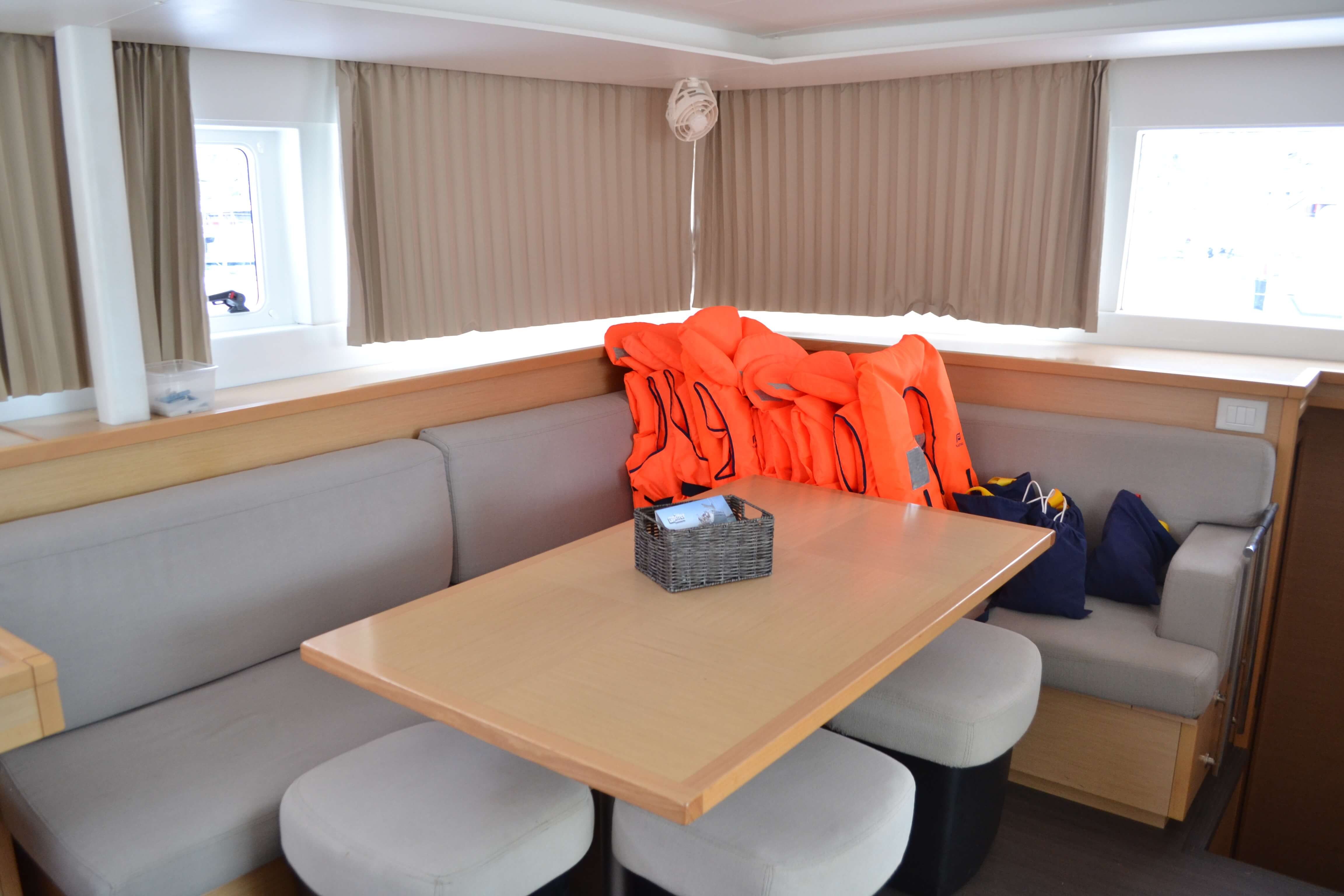 Lagoon 450 F | Stella