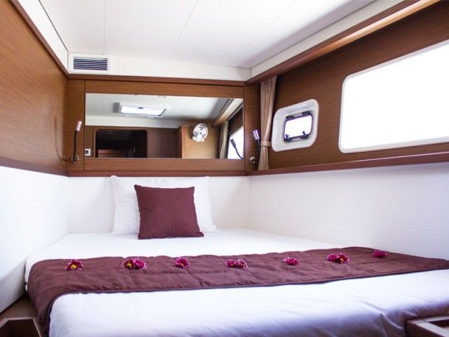 Lagoon 450 F | Dragonfly