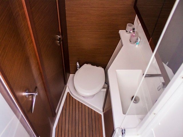 Lagoon 450 F | Dragonfly