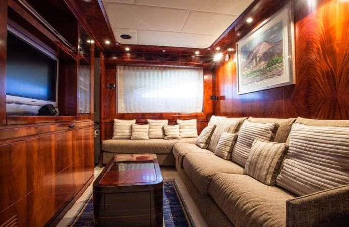 Astondoa 102 | Blosson