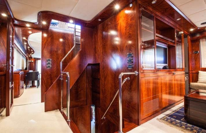 Astondoa 102 | Blosson