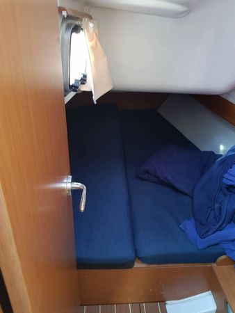 Jeanneau Sun Odyssey 36 | King Julian