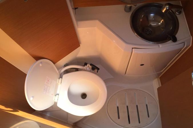 Jeanneau Sun Odyssey 36 | King Julian