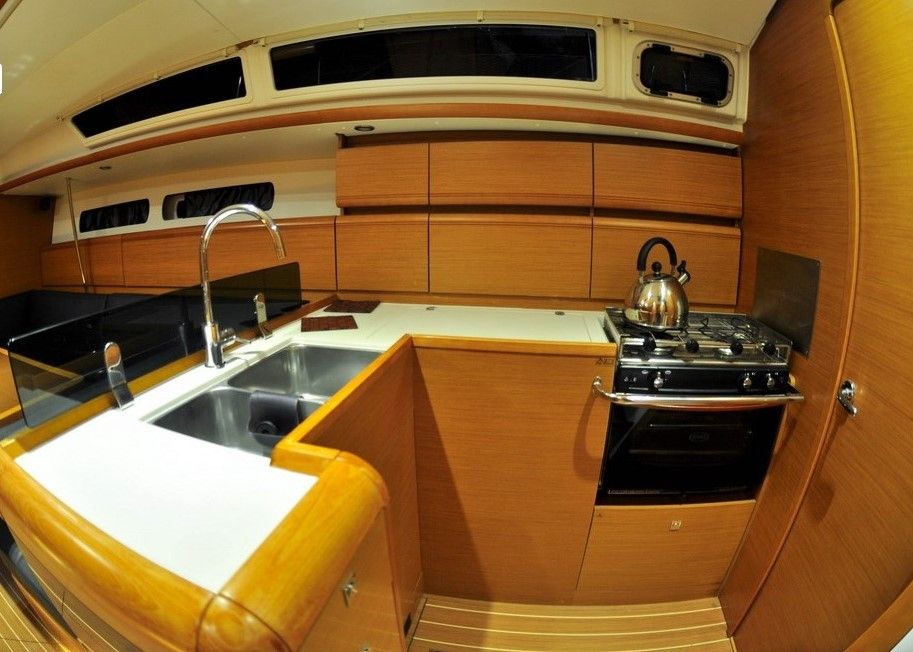 Jeanneau Sun Odyssey 439 | Aeriko
