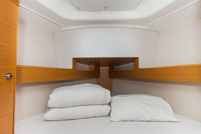 Jeanneau Sun Odyssey 449 | Top Smile