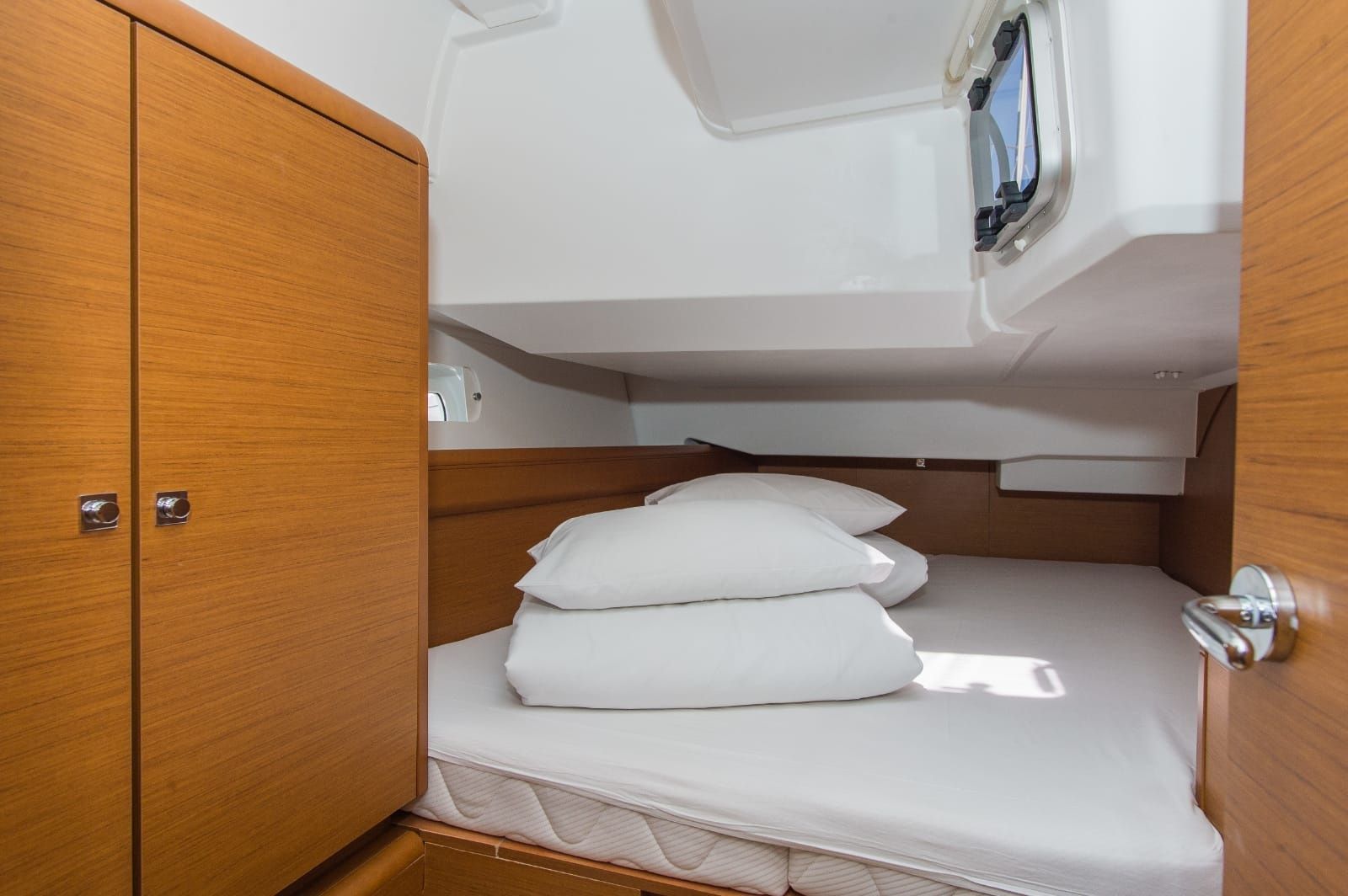 Jeanneau Sun Odyssey 449 | Top Smile