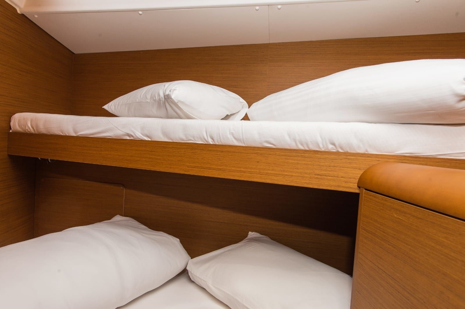 Jeanneau Sun Odyssey 449 | Top Smile