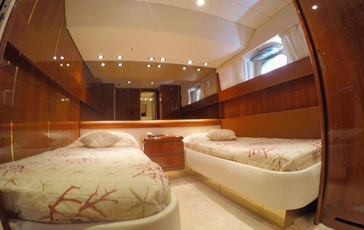 Falcon 76 | Lady Bibi