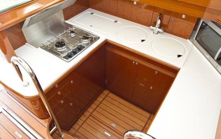 Prestige 46 | Cobalt Blu