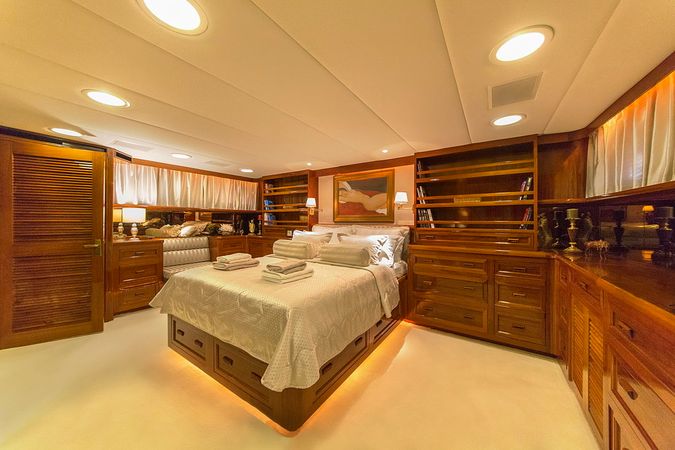 Burger 105 | Adriatic Escape