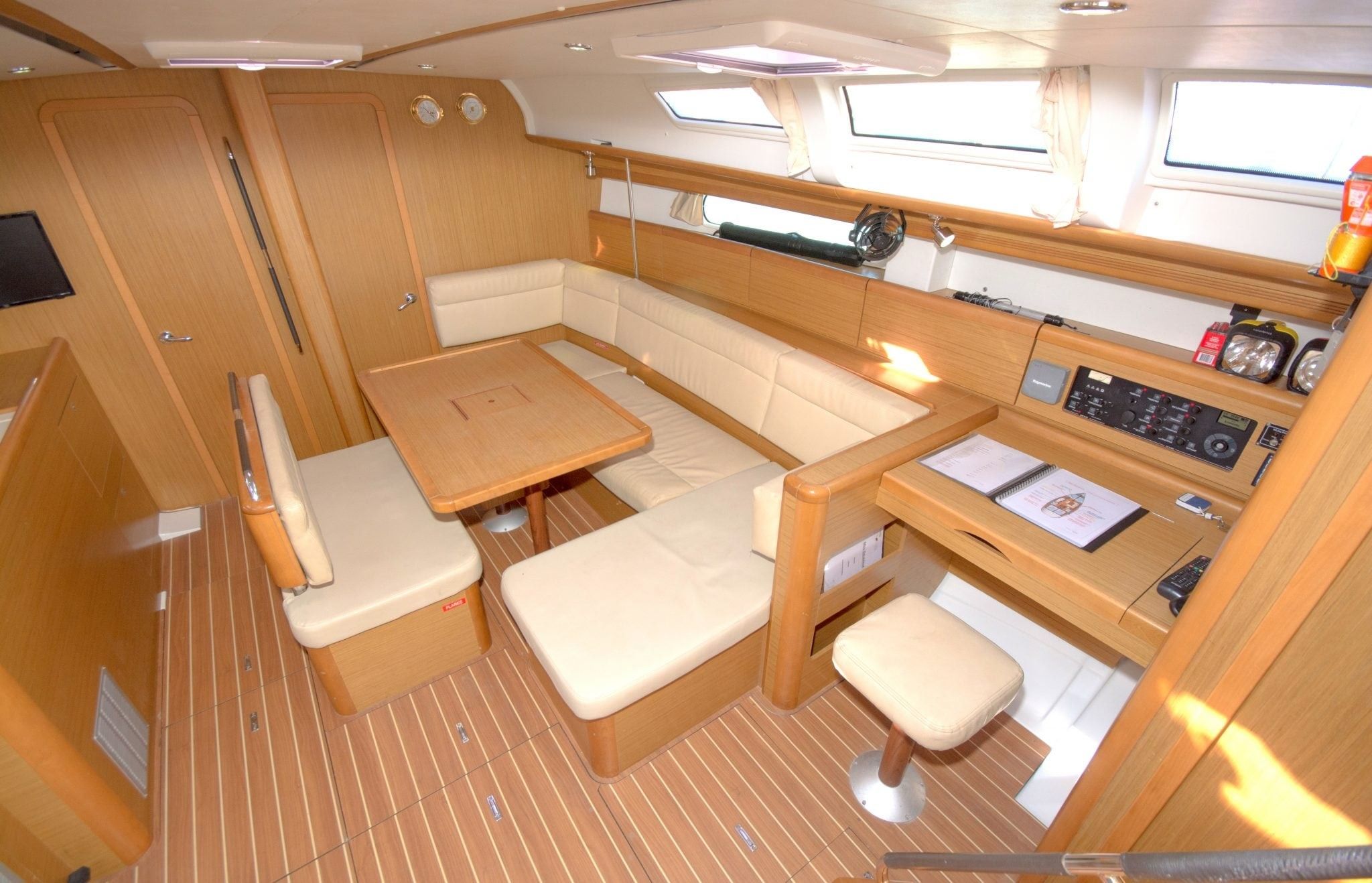 Jeanneau Sun Odyssey 44i | Miss Devereux